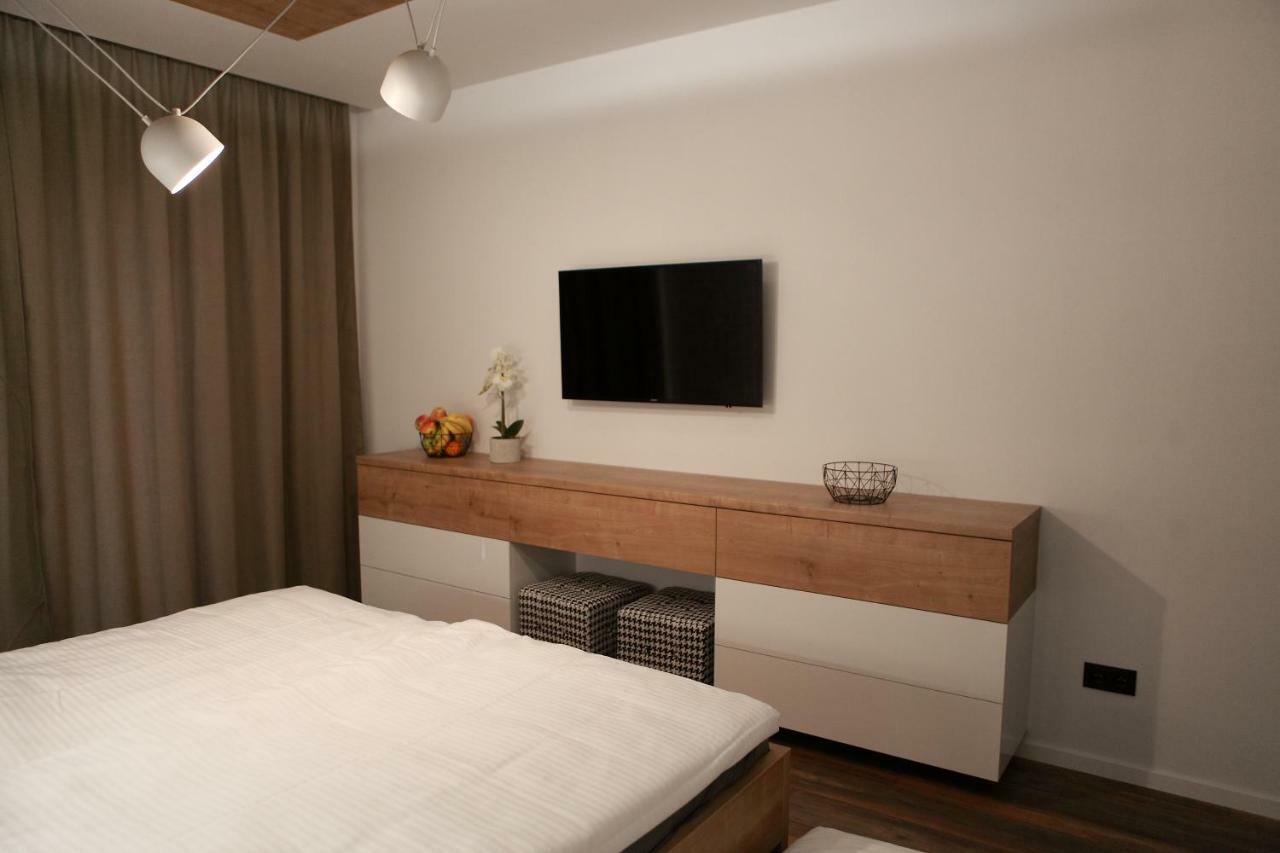 Apartman 16 Romantika Chopok Juh ตาเล ภายนอก รูปภาพ